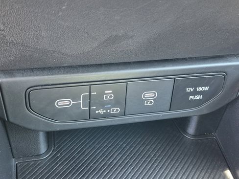 Used 2025 Kia K4 FWD image 31