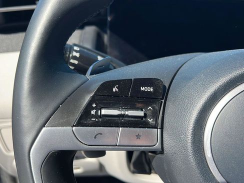 Used 2023 Hyundai Tucson Limited image 21