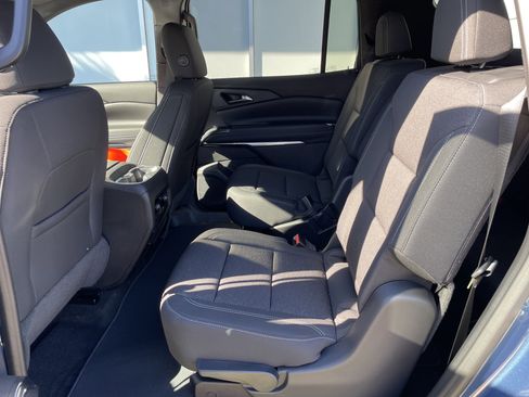 New 2026 Chevrolet Traverse LT image 28