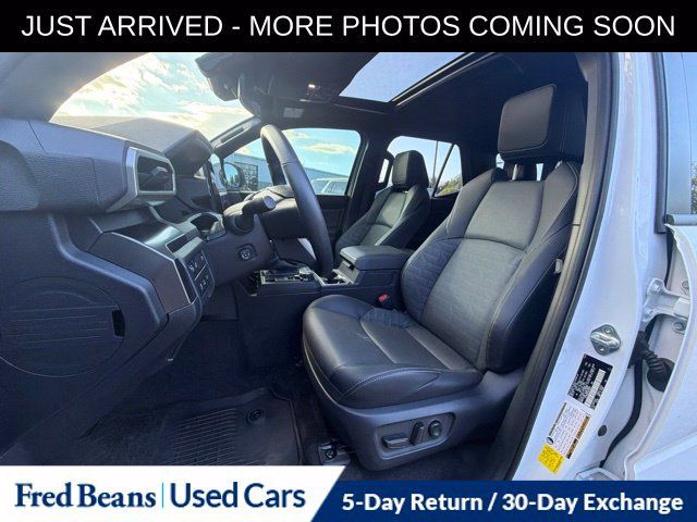 Used 2025 Toyota 4Runner TRD Off-Road Premium AWD/4WD image 12
