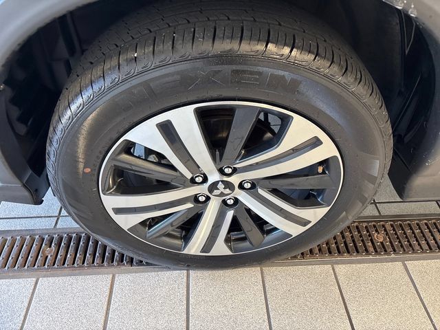 Used 2025 Mitsubishi Outlander Sport ES AWD/4WD image 5
