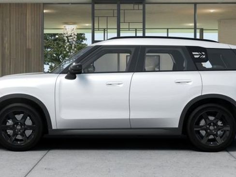 New 2027 MINI Cooper Countryman S image 2