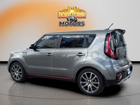 Used 2019 Kia Soul ! FWD image 4