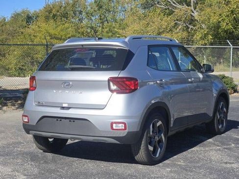New 2026 Hyundai Venue SEL image 4