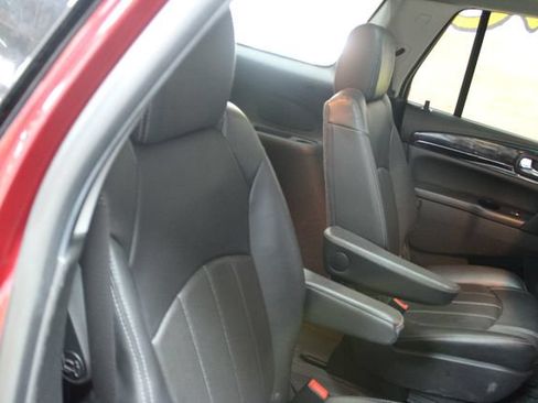 Used 2016 Buick Enclave Leather w/ Trailering Package, 4500 LBS. AWD/4WD image 9