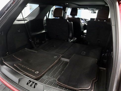 Certified 2022 Ford Explorer Platinum w/ Technology Package image 16