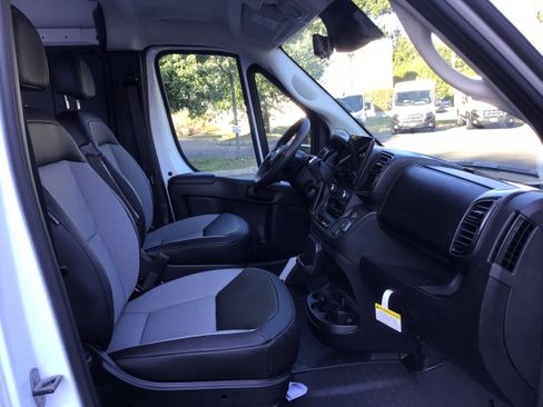 New 2025 RAM ProMaster 1500 w/ Premium Convenience Group image 9