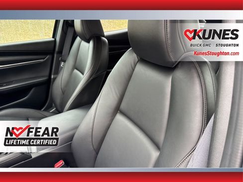 Used 2025 MAZDA MAZDA3 s Sport image 23