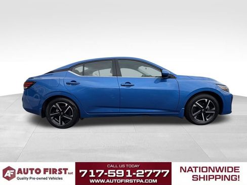 Used 2024 Nissan Sentra SV image 2