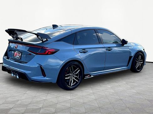 Used 2025 Honda Civic Type R image 6