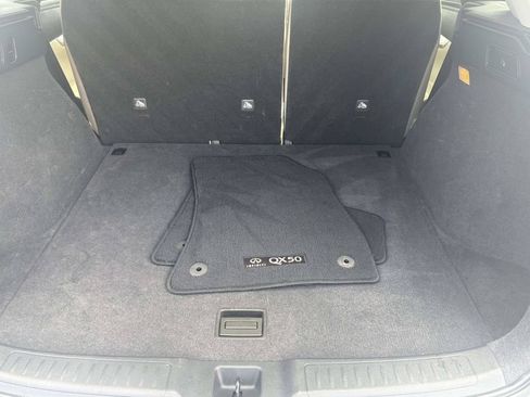Used 2020 INFINITI QX50 Sensory AWD/4WD image 10