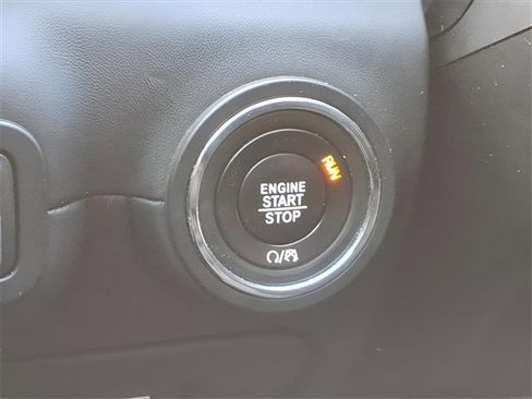 Used 2018 Maserati Ghibli S GranLusso image 12