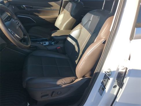 Used 2022 Kia Telluride SX image 23