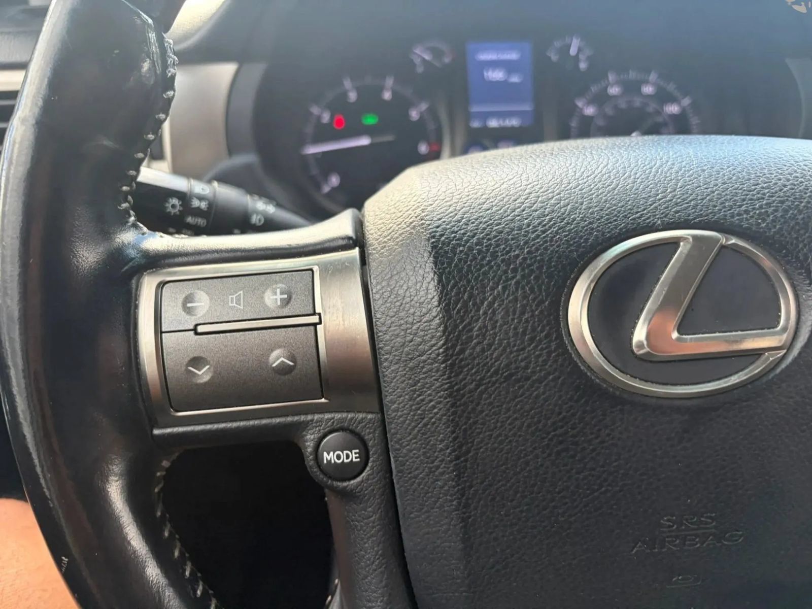 Used 2018 Lexus GX 460 Premium AWD/4WD image 19