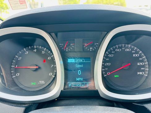 Used 2014 Chevrolet Equinox LT FWD image 27