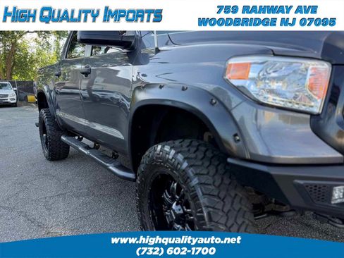 Used 2016 Toyota Tundra SR5 w/ SR5 Upgrade Package AWD/4WD image 35