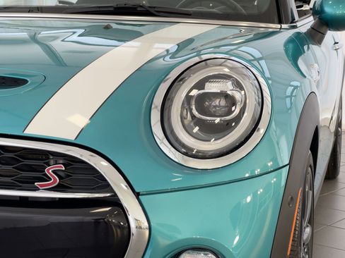 Used 2019 MINI Cooper S w/ Driver Assistance Package image 11