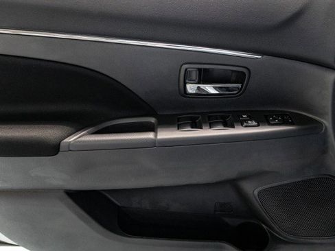 New 2025 Mitsubishi Outlander Sport ES image 15