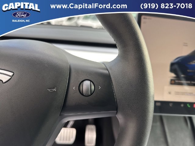 Used 2023 Tesla Model Y Performance AWD/4WD image 24