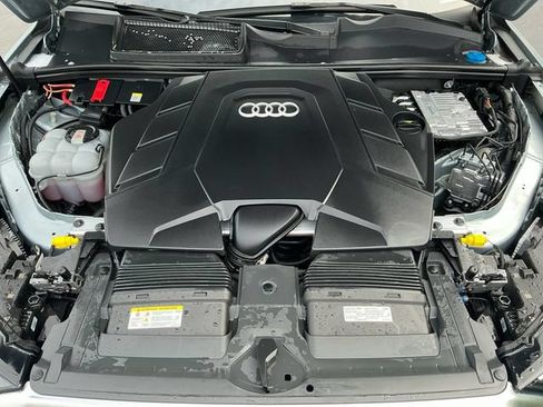 Used 2025 Audi Q7 3.0T Premium Plus AWD/4WD image 17