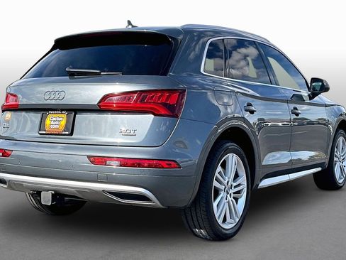 Used 2018 Audi Q5 2.0T Premium Plus w/ Premium Plus Package image 2