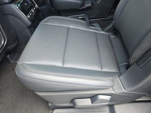 New 2025 Lincoln Aviator 2WD w/ Equipment Group 101A image 16