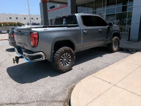 Used 2020 GMC Sierra 1500 SLE w/ SLE Value Package AWD/4WD image 10