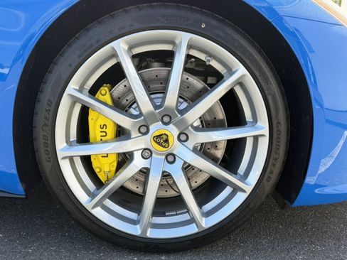 Used 2025 Lotus Emira RWD image 11