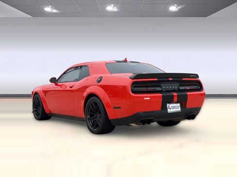 Used 2023 Dodge Challenger SRT Hellcat RWD image 3