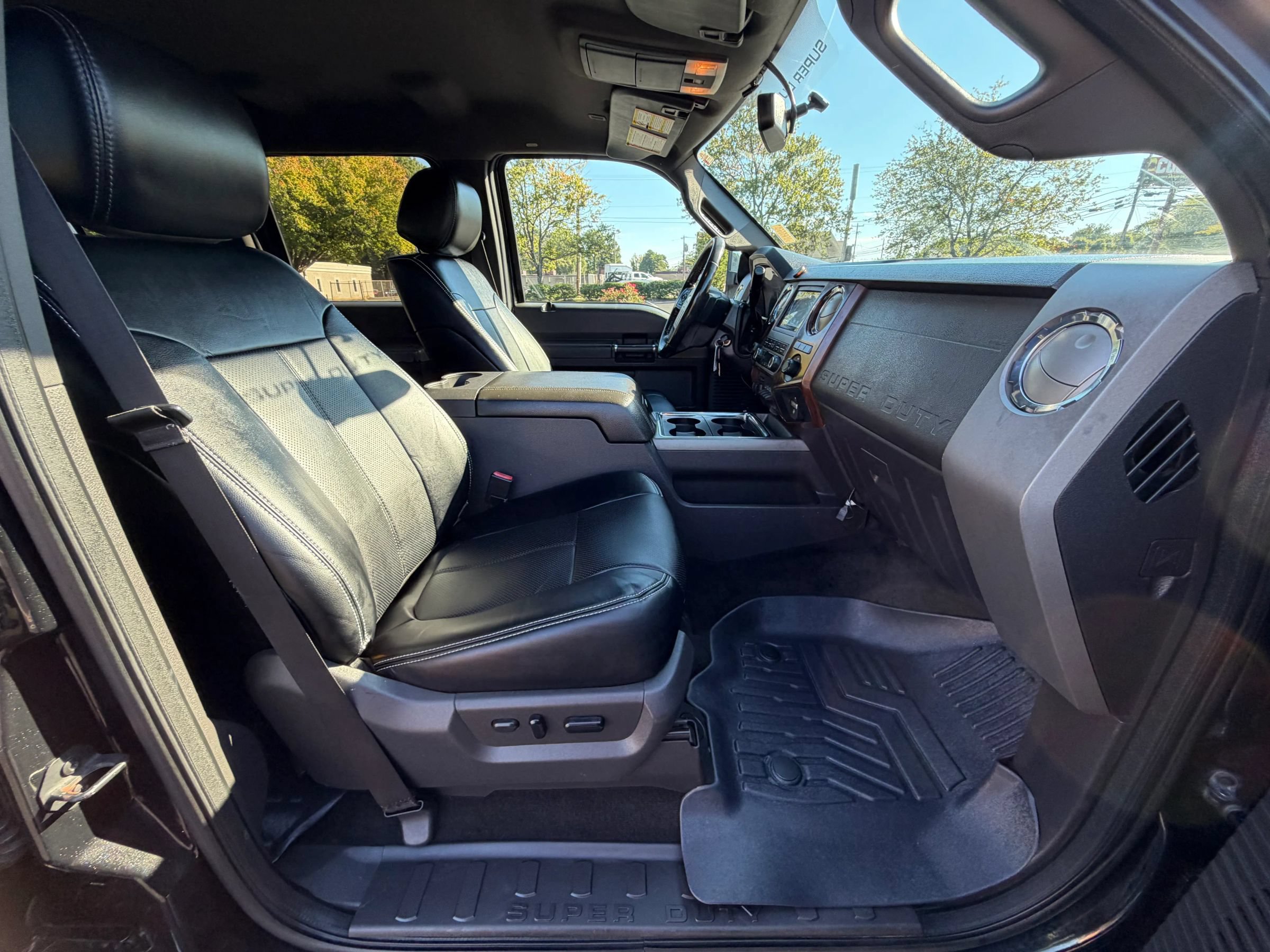 Used 2012 Ford F350 Lariat w/ Chrome Pkg AWD/4WD image 21
