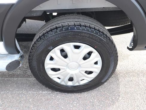 Used 2025 Ford Transit 250 Low Roof w/ Exterior Upgrade Package RWD image 24