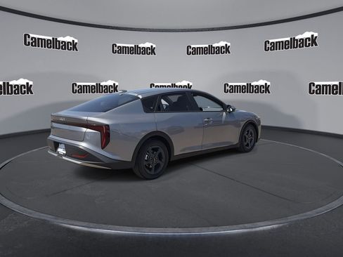 Used 2025 Kia K4 FWD image 7