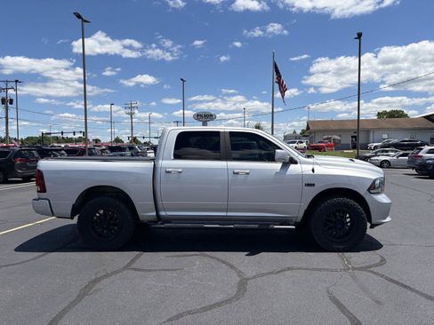 Used 2018 RAM 1500 Sport w/ Convenience Group AWD/4WD image 8