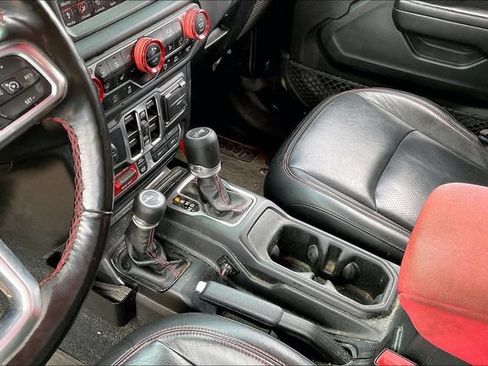 Used 2021 Jeep Wrangler Unlimited Rubicon AWD/4WD image 13