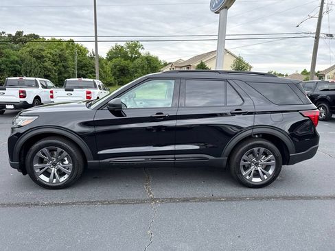 New 2026 Ford Explorer Active w/ Active Comfort Package AWD/4WD image 32