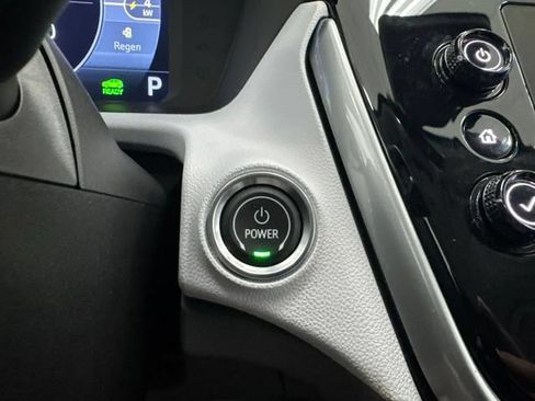 Used 2023 Chevrolet Bolt EUV Premier FWD image 14