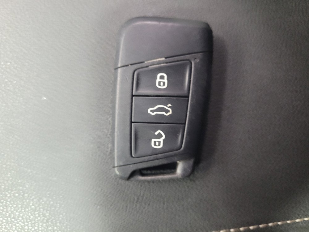 Used 2025 Volkswagen Taos S FWD image 32