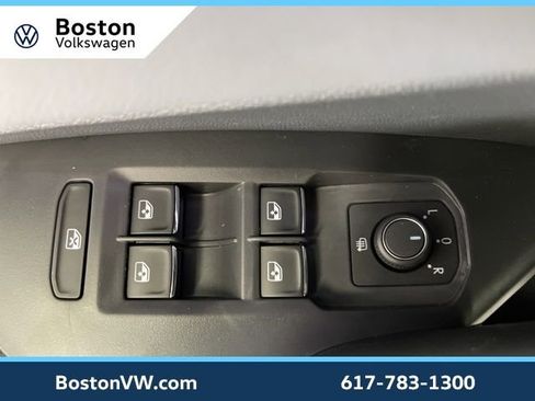 New 2026 Volkswagen Jetta SEL FWD image 29