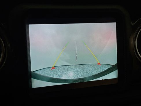 Used 2022 Jeep Wrangler Unlimited Sahara image 14