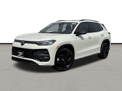 New 2026 Volkswagen Tiguan SE R-Line
