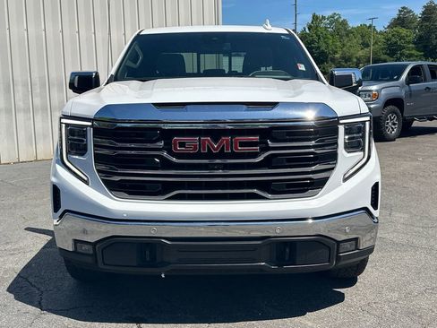 Used 2023 GMC Sierra 1500 SLT w/ SLT Premium Plus Package AWD/4WD image 3