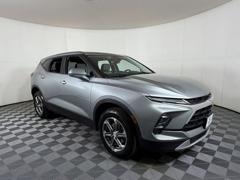 Used 2023 Chevrolet Blazer LT w/ Driver Confidence Package FWD image 1