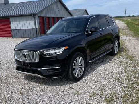Used 2016 Volvo XC90 T8 Inscription w/ Vision Package AWD/4WD image 2