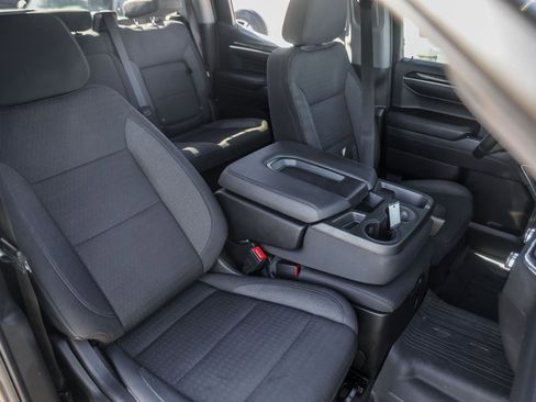 Used 2023 GMC Sierra 1500 Elevation image 32