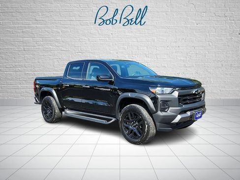 Certified 2024 Chevrolet Colorado Trail Boss w/ Safety Package AWD/4WD image 1