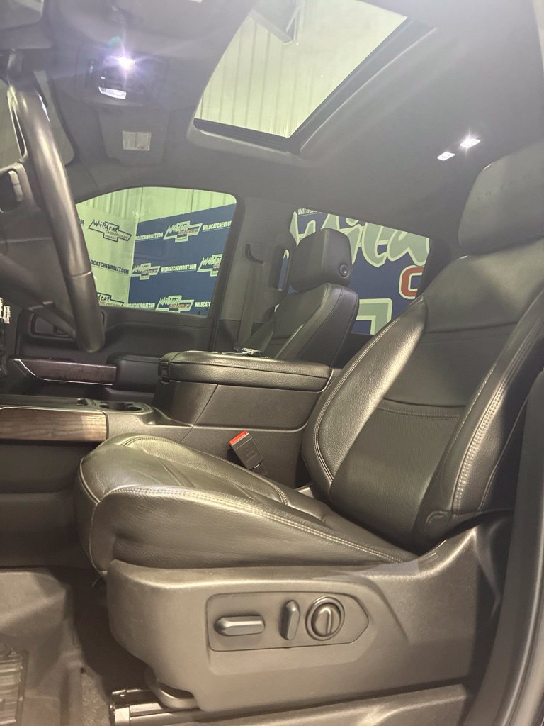 Used 2022 GMC Sierra 2500 Denali w/ Denali Ultimate Package AWD/4WD image 19