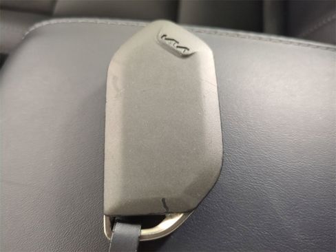 Used 2024 Kia Telluride SX w/ Towing Package image 40