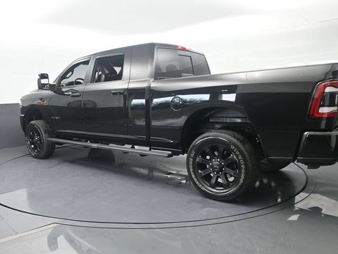Used 2024 RAM 2500 Laramie w/ Night Edition AWD/4WD image 4