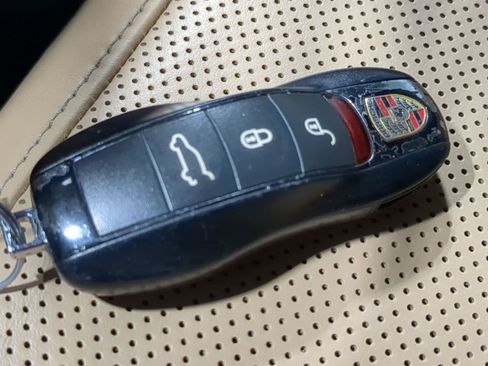 Used 2016 Porsche Macan S image 39