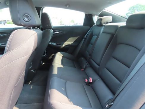 Used 2024 Chevrolet Malibu LT FWD image 21